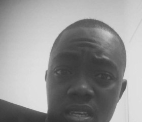 Rendal, 40, Kourou