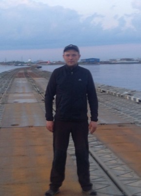 Андрей, 40, Россия, Ноябрьск