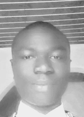 Foday Massaquoi, 22, Sierra Leone, Freetown