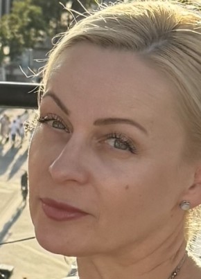 Svetlana, 51, Russia, Novokuybyshevsk