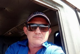 Zhenya, 47 - Just Me