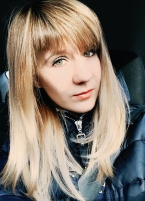 Иришка, 30, Россия, Москва