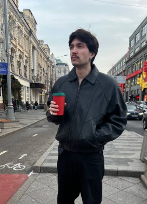 Александр из Владивостока 26 лет