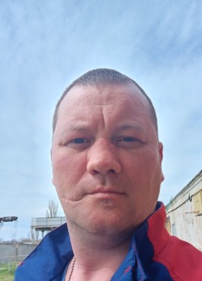 Александр, 37, Россия, Саки