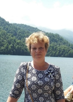 Елена, 54, Россия, Кириши