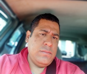 Manuel, 38, El Pueblito