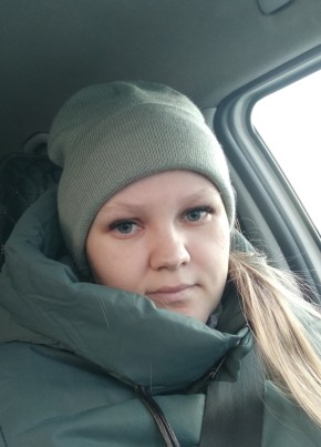 Виктория, 29, Россия, Барнаул