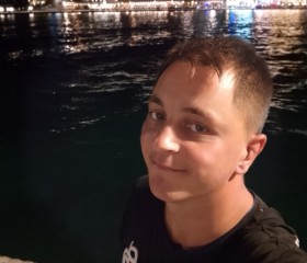 Γιώργος, 25, Chania