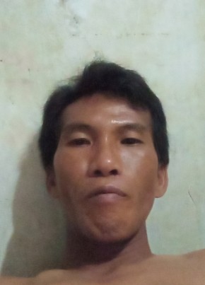 Joni, 25, Indonesia, Padang