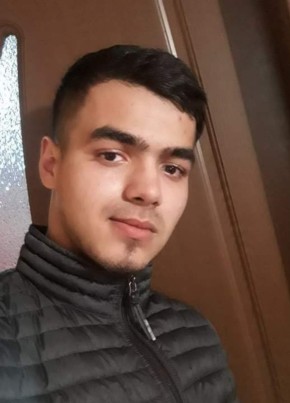 Marius, 18, Romania, Focșani