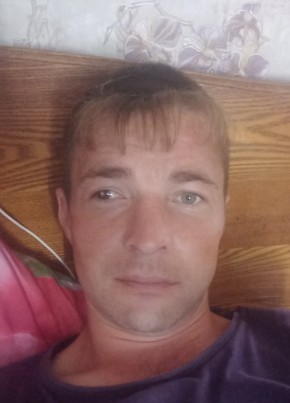 Василий, 32, Россия, Терней