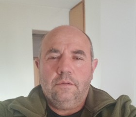 Λευτερης, 60, Chania