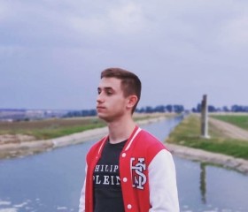 Vlad, 22, Sofia
