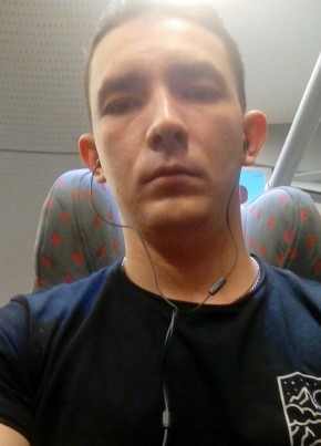 Владислав, 39, Россия, Казань