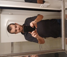 Nick, 29, Roseville (State of California)