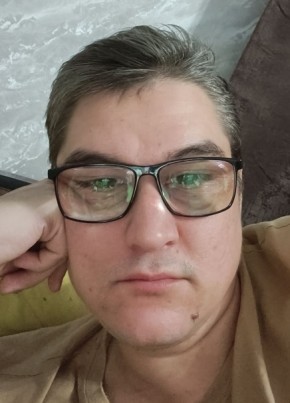 Михаил из Чебоксары 33 года