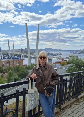 Жанна из Владивостока 52 года