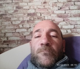 Матев, 19, Ruse