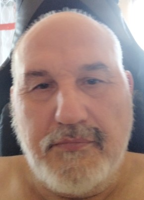 Ciprian из Dărmăneşti (Bacău) 59 лет