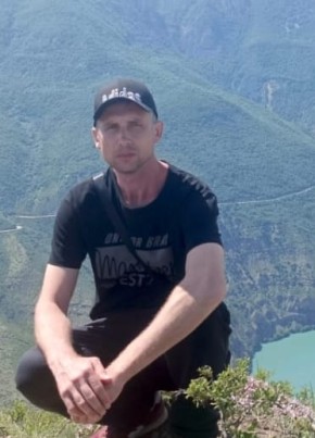 Константин из Москвы 44 года