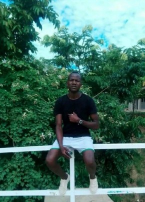 Lawrence, 27, Malaŵi, Blantyre