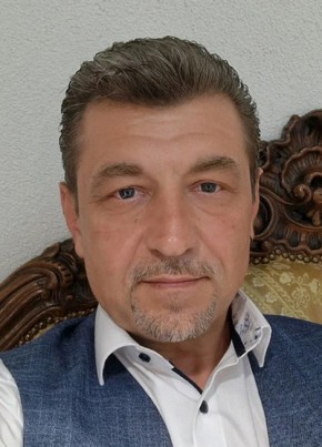 Алексей из Екатеринбурга 44 года