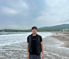 Shakhzod, 20, Vladivostok