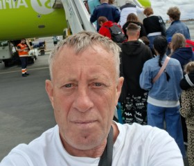 Viktor Martens, 60, Berlin