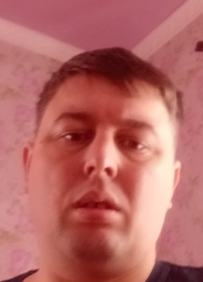 Александр, 40, Россия, Челбасская