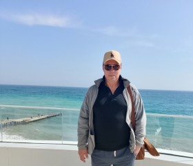 Vladislav Polika, 54, Alushta