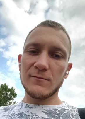 Артур, 26, Россия, Александров