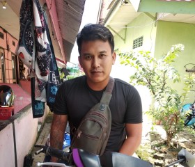Soni, 30, Curup
