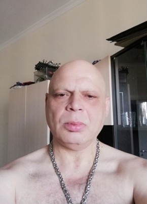 Павел из Москвы 51 год