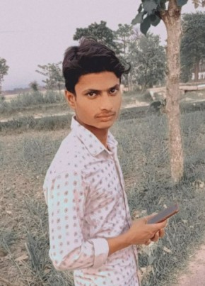 Kamil alam, 18, India, Patna