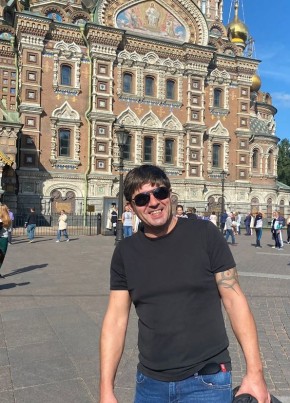 Андрей из Санкт-Петербурга 44 года