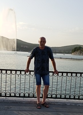 Григорий, 48, Россия, Ессентуки
