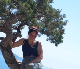 Zara, 45, Saky