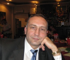 Gennadiy, 50, Floresti