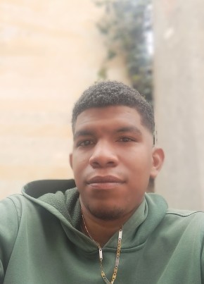Yoiner, 22, Venezuela, Juan Griego