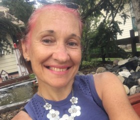 Julia, 52, Calgary
