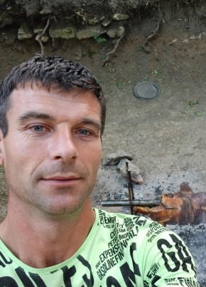 Andrian из Chişinău 37 лет
