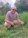 Zheka, 43  , Nakhabino