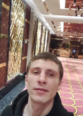 Егор, 35, Россия, Адлер