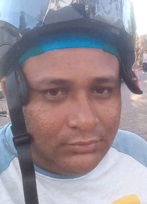 Alex из Managua 32 года