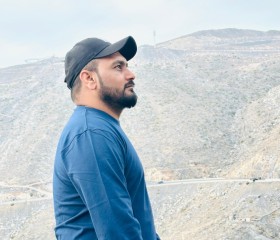 Raja, 30, Dubai
