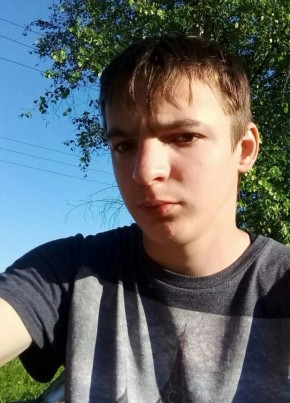 Дмитрий из Шумячи 26 лет