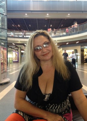 Ольга, 59, Australia, Brisbane