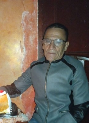 José из Santafe de Bogotá 61 год