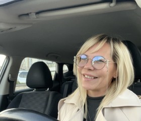 Viktoriya, 47, Ulyanovsk