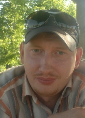 Максим, 36, Россия, Черногорск